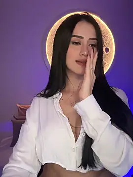 SarahhSmitth1 online show from September 15, 2025, 10:54 pm