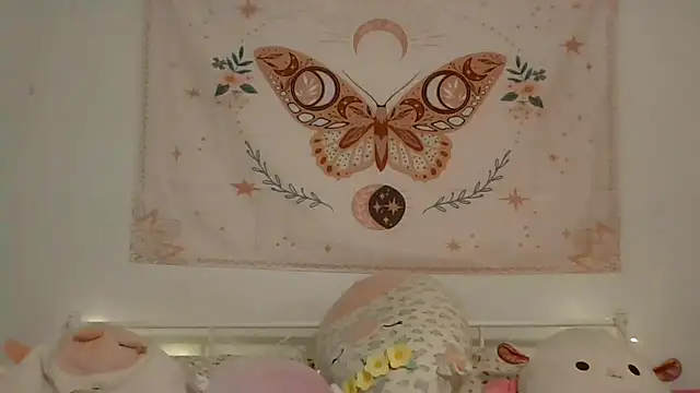 averietheangel online show from February 20, 2025, 5:41 pm