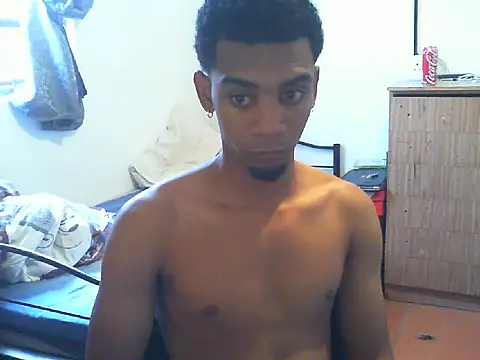 29YOURZ 28  online show from March 11, 2025, 11:23 am