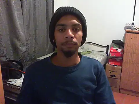 29YOURZ 28  online show from September 12, 2025, 9:14 pm