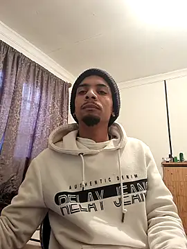 29YOURZ 28  online show from September 17, 2025, 8:27 am