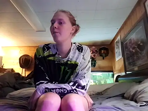Ryan and Aurora online show from May 14, 2026, 1:30 pm