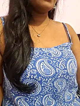 Snapshot of N-Natasha chatting on October 30, 2025, 7:00 pm N-Natasha online show from October 30, 2025, 7:00 pm