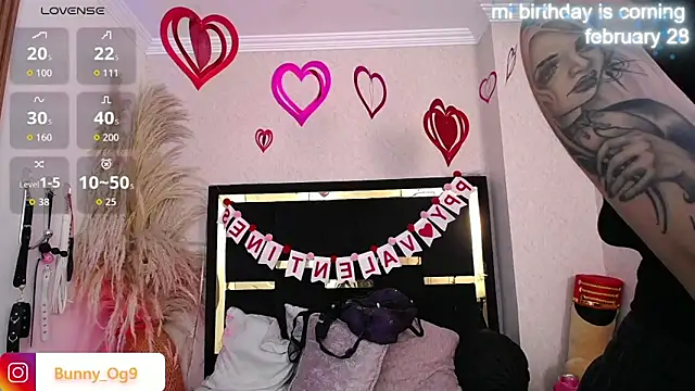 Bunny O online show from February 22, 2026, 11:39 pm