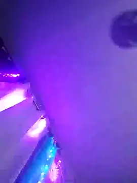 SweetLeila40 online show from November 27, 2025, 4:02 am