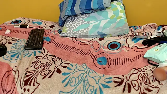 evaleribigtits18 online show from February 8, 2025, 10:50 am