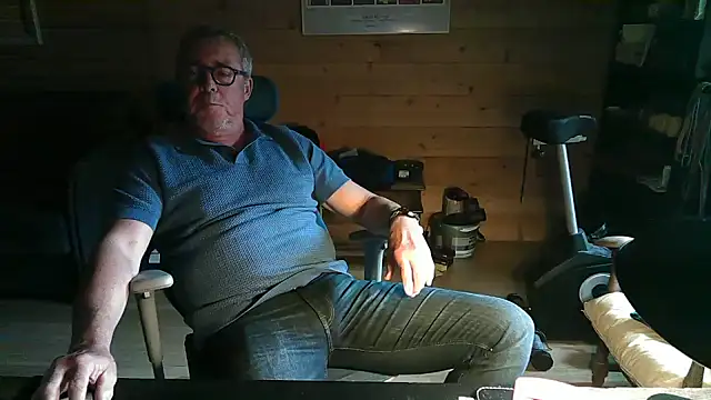 Snapshot of lelohop chatting on October 13, 2025, 11:01 am lelohop online show from October 13, 2025, 11:01 am