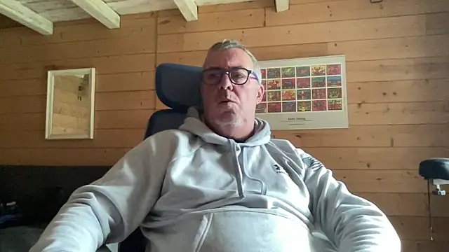 Snapshot of lelohop chatting on November 23, 2025, 10:58 am lelohop online show from November 23, 2025, 10:58 am