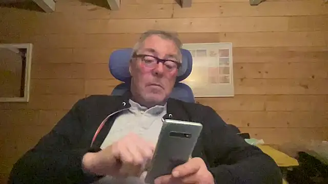 Snapshot of lelohop chatting on January 24, 2025, 5:53 am lelohop online show from January 24, 2025, 5:53 am