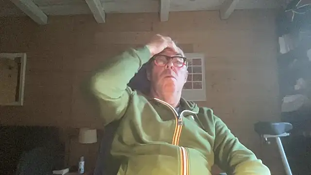 Snapshot of lelohop chatting on October 29, 2025, 7:40 am lelohop online show from October 29, 2025, 7:40 am