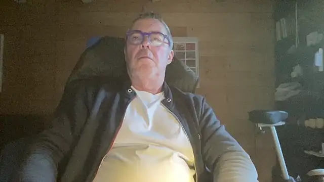 Snapshot of lelohop chatting on November 28, 2025, 7:19 am lelohop online show from November 28, 2025, 7:19 am