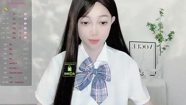 Happy-Minnie online show from December 4, 2024, 9:29 pm