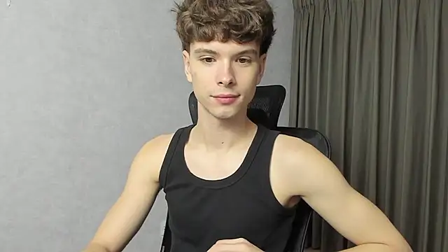 Snapshot of calvin_love_you chatting on February 28, 2026, 5:12 pm calvin love you online show from February 28, 2026, 5:12 pm