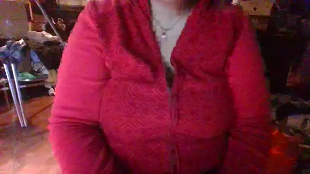 Snapshot of maria38xxx chatting on October 1, 2025, 6:45 pm maria38xxx online show from October 1, 2025, 6:45 pm