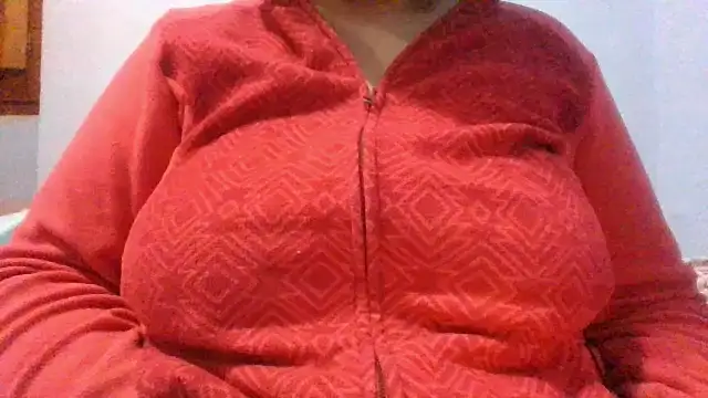 Snapshot of maria38xxx chatting on January 20, 2025, 12:04 am maria38xxx online show from January 20, 2025, 12:04 am