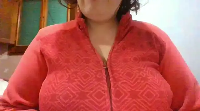 Snapshot of maria38xxx chatting on January 15, 2025, 11:51 pm maria38xxx online show from January 15, 2025, 11:51 pm