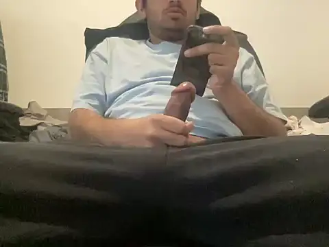 Snapshot of Har3199 chatting on February 7, 2026, 12:35 pm Har3199 online show from February 7, 2026, 12:35 pm