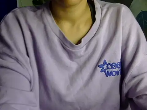 sexysilk1 online show from December 22, 2025, 7:08 am