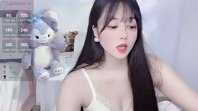 Lydia 170 online show from December 5, 2024, 5:32 am