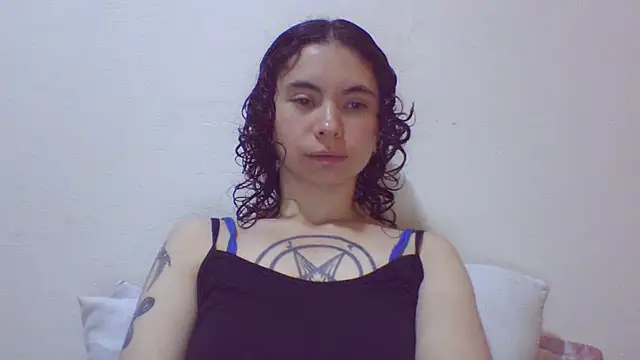 Snapshot of CELEna098rs707 chatting on March 9, 2025, 3:32 am CELEna098rs707 online show from March 9, 2025, 3:32 am