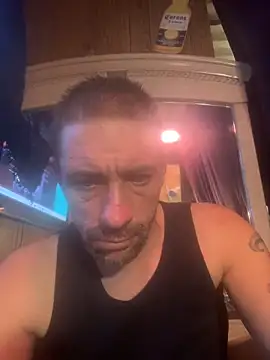 Snapshot of smashb33 chatting on November 23, 2025, 12:15 pm smashb33 online show from November 23, 2025, 12:15 pm