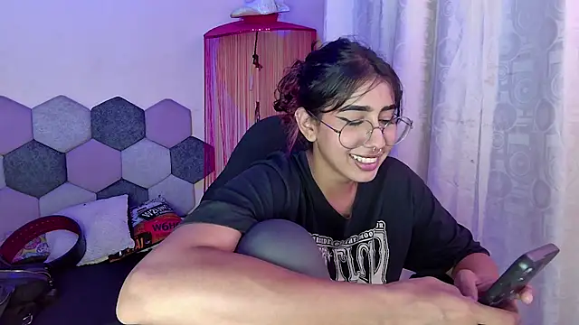 Horny tgn online show from May 19, 2026, 6:26 pm