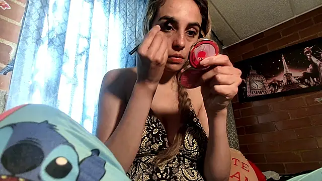 Snapshot of ValeriaLacrozee chatting on January 18, 2026, 4:43 pm ValeriaLacrozee online show from January 18, 2026, 4:43 pm