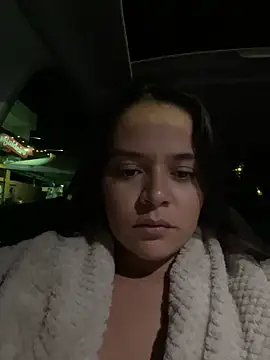 rebeccaareys online show from April 8, 2026, 11:39 pm