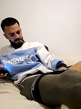 Snapshot of charlye_inkkkk chatting on February 14, 2026, 2:34 am charlye inkkkk online show from February 14, 2026, 2:34 am