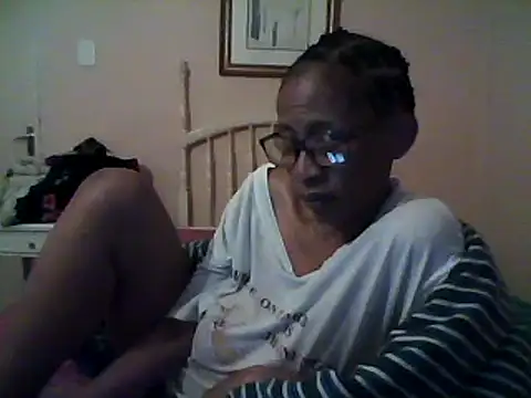 Snapshot of bustybillies chatting on March 8, 2025, 9:51 pm bustybillies online show from March 8, 2025, 9:51 pm