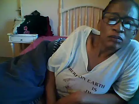 Snapshot of bustybillies chatting on March 8, 2025, 3:02 pm bustybillies online show from March 8, 2025, 3:02 pm