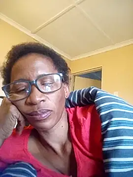 bustybillies online show from December 3, 2025, 4:06 pm