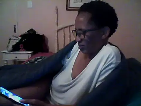 Snapshot of bustybillies chatting on March 13, 2025, 7:17 pm bustybillies online show from March 13, 2025, 7:17 pm