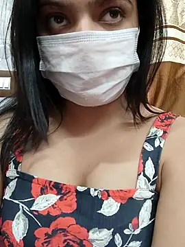 Myloveurvi online show from March 21, 2025, 10:28 am