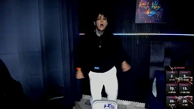 ZhoeStrong online show from October 29, 2025, 11:58 pm