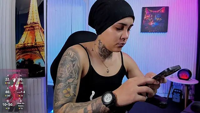 ZhoeStrong online show from April 12, 2026, 7:17 pm