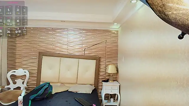 sofiaclauss online show from October 2, 2025, 8:23 pm