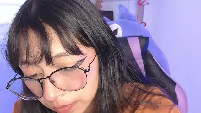 Yommi Winx online show from November 8, 2025, 8:56 pm