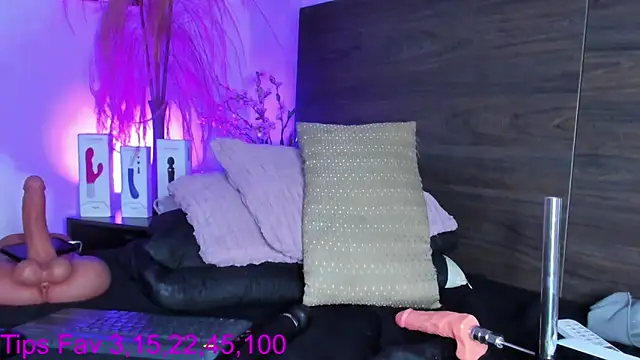 Martina Miiller online show from January 5, 2026, 5:27 pm