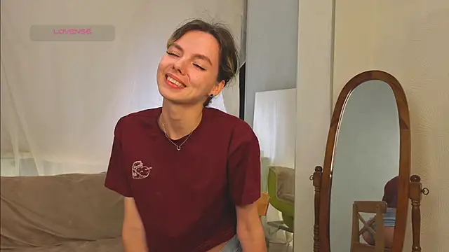 TrudyCarey online show from October 8, 2025, 3:57 pm