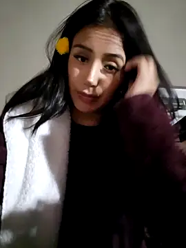 Snapshot of Lau1127 chatting on November 26, 2025, 2:44 am Lau1127 online show from November 26, 2025, 2:44 am