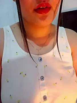 Snapshot of im_here- chatting on January 16, 2026, 2:43 pm im here- online show from January 16, 2026, 2:43 pm