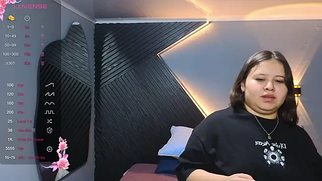 Laia and Aloby online show from February 16, 2026, 10:07 pm