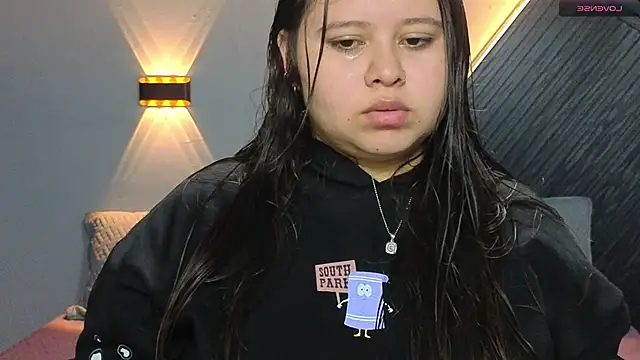 Laia and Aloby online show from February 17, 2026, 10:07 pm