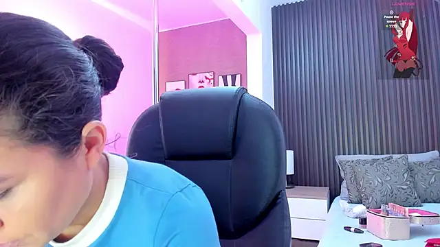 Snapshot of natasha__jackson chatting on November 8, 2025, 12:31 pm natasha jackson online show from November 8, 2025, 12:31 pm