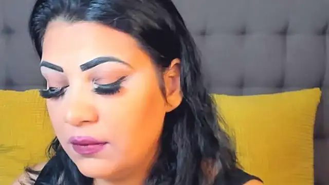 AmyCubes online show from February 13, 2026, 6:02 am