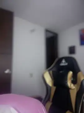 Nikol Rang   online show from April 6, 2026, 6:09 pm