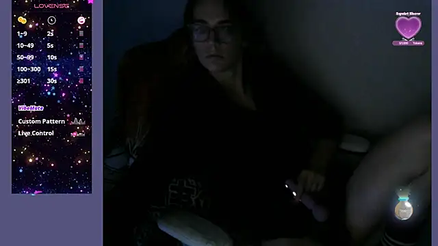 fannyfan12 online show from June 30, 2026, 6:46 am