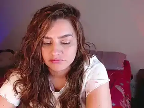 Lu perez online show from March 12, 2025, 1:47 am