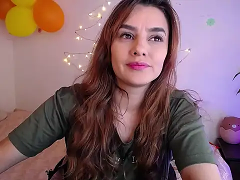 Lu perez online show from November 26, 2025, 5:46 pm